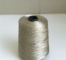 Пайетки 2мм на полиамиде (PAILLETTES, 100% Полиамид, 7.20м/1г) 149 голографический прозрачный блеск на бежевом