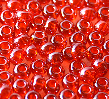 Бисер прозрачный блестящий 96070 бордово-малиновый