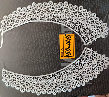 Воротник кружевной белый "вязь", 19 х 6 см (из 2 частей)